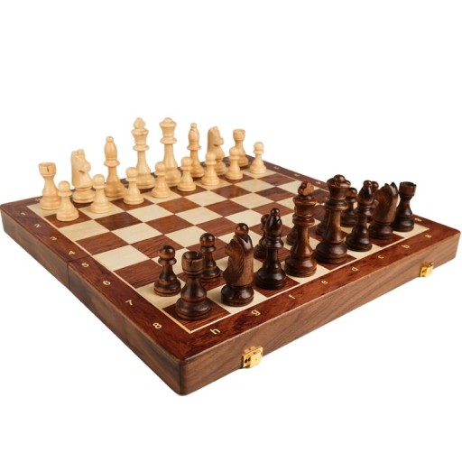 Træfoldeligt skakspil 39 x 39 x 2,5 cm Traditionelt klassisk brætspil Skakbræt med et sæt brikker Foldeligt design Spil til 2 spillere