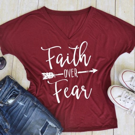 Tricou de damă cu imprimeu Faith Over Fear J2424