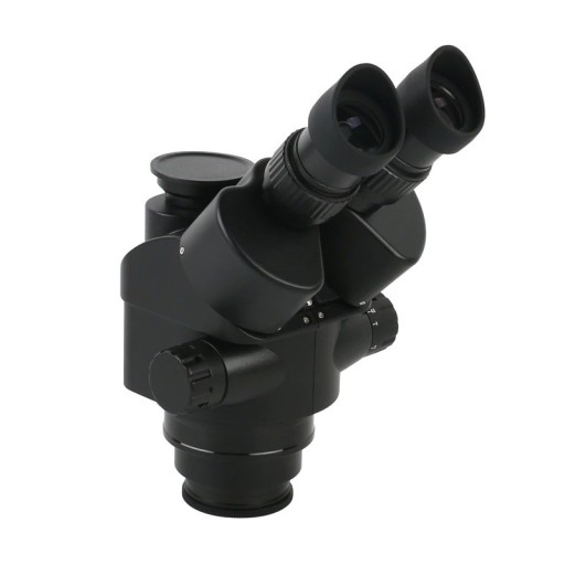Trinokulaarinen mikroskooppi P3240