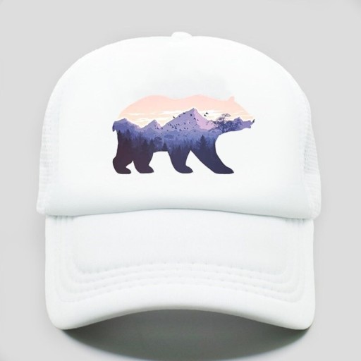 Trucker-lippis karhulla