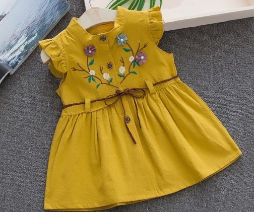 Tyttöjen mekko N259