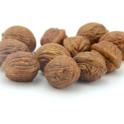 Umělé ořechy 10 ks
