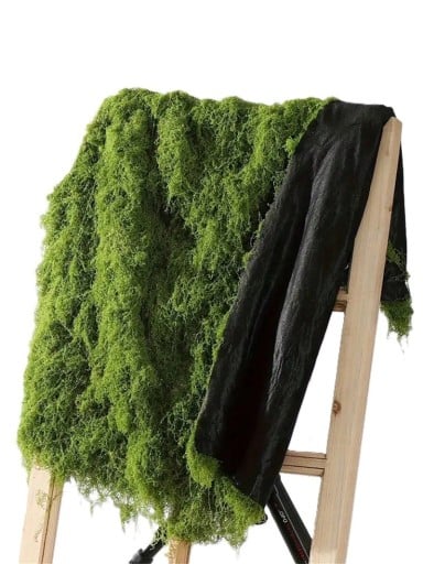 Umělý mechový koberec 50 x 50 cm bionický trávník dekorativní dlažba s realistickým vzhledem pro mikro krajinářskou úpravu