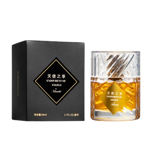 Unisex parfume Angels Share med let frugtagtig duft 50 ml i klar glasflaske med gylden indhold med duft af cognac og vanilje til daglig brug