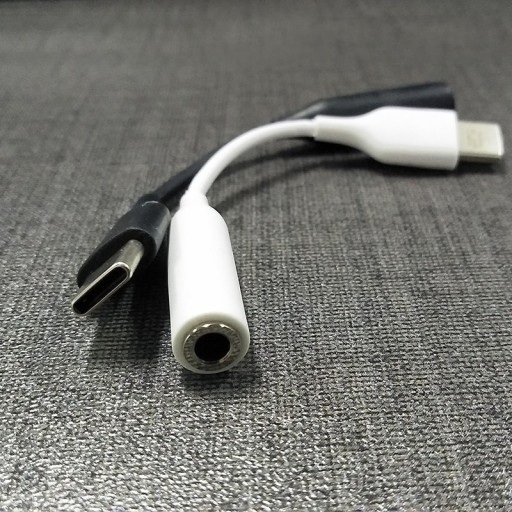 USB-C adapter 3,5 mm-es jack K7