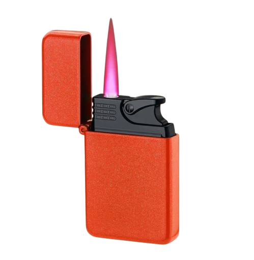 Vandtæt, vindtæt lighter i metal Lommelighter med holdbart design Ideel til udendørsaktiviteter og hverdagsbrug Mål 59,5 x 37 x 10,5 mm