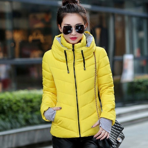 Veste d'hiver pour femmes avec capuche J3190