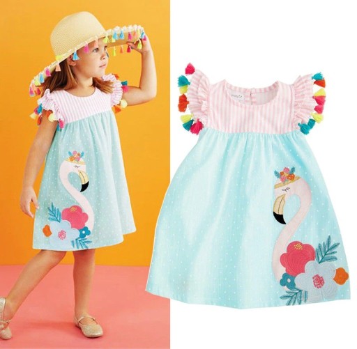 Vestido de menina com flamingo