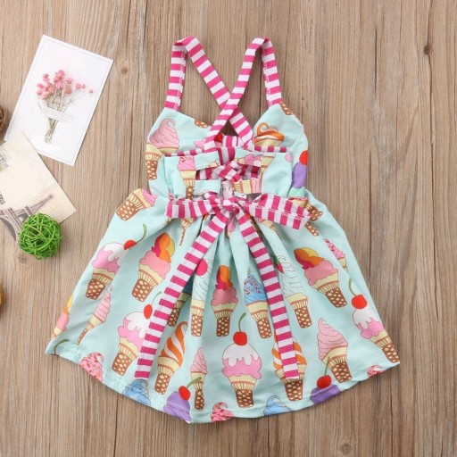 Vestido de menina com gelado