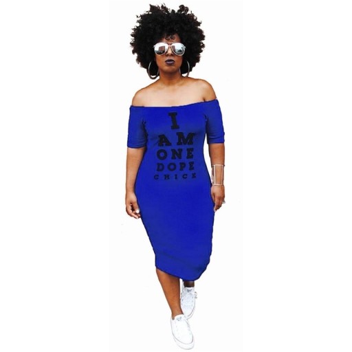 Vestido de mujer con hombros descubiertos