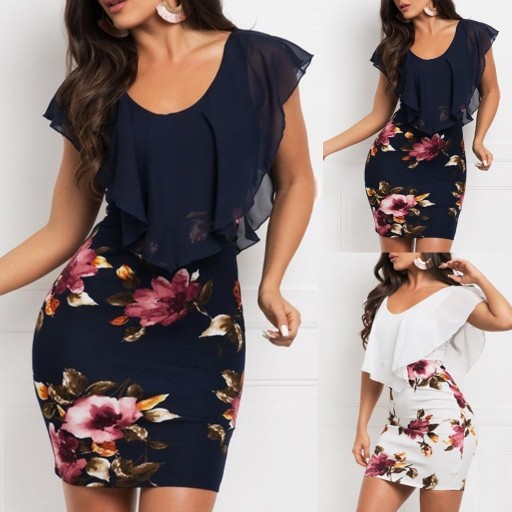 Vestido feminino com volantes