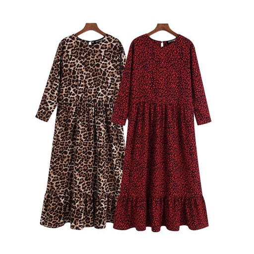 Vestido midi de mujer con volantes