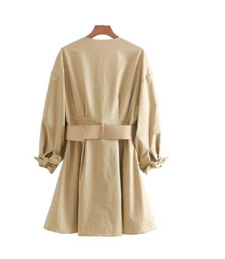 Vestido mini de botão com cinto