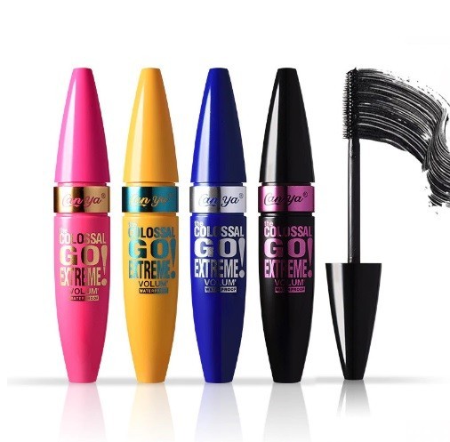 Volumgivende sort 3D mascara