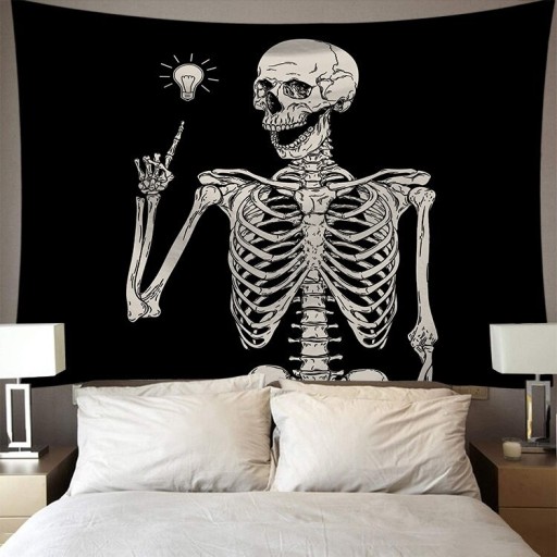 Wandteppich mit Skeletten