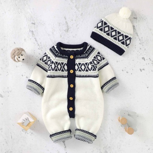 Warme overall voor baby&#39;s met muts T2612