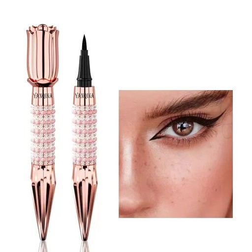 Waterdichte vloeibare eyeliner in zwart 13,3 x 2 cm met snel drogende formule en rijke pigmentatie voor een gladde en opvallende make-up