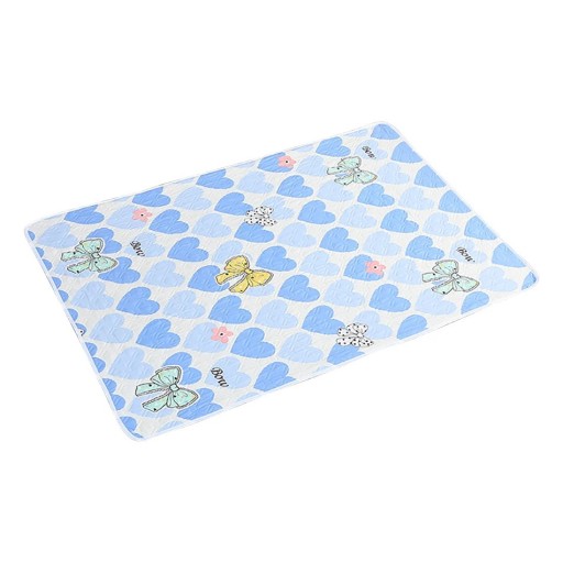 Wickelunterlage 80x120 cm 4-lagig wasserdicht waschbar aus Bio-Baumwolle Blaue Herzen mit Schleifen Nachtschutz Babypflege Windeln