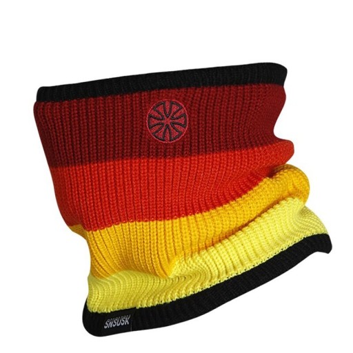 Winterliches gestreiftes Schlauchschal