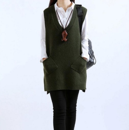 Women's Sleeveless Knitted Sweater