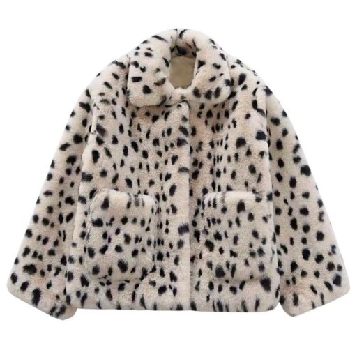 Women's Winter Coat Made of Faux Fur P2258
