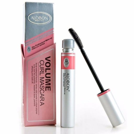 Zwarte volumineuze mascara voor het voller maken en verlengen van wimpers met een krul effect Borstel met dikke haren Zilveren verpakking met een roze