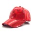 Błyszcząca czapka z daszkiem skórzana T166 czerwony