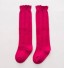 Ciorapii colorati ai fetelor roz închis