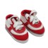 Cipők egy babának piros