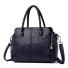 Damen-Lederhandtasche M1154 dunkelblau