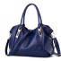 Damen-Lederhandtasche M1271 dunkelblau