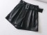 Damen-Ledershorts A687 schwarz