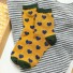 Damensocken mit Herzen gelb