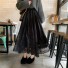 Dámska čipkovaná sukňa s elastickým pásom čierna