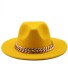 Damska kapelusz z łańcuszkiem A2449 żółty