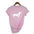 Damska koszulka z nadrukiem jamnika różowy
