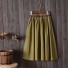 Dámska midi sukňa s opaskom zelená
