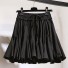 Dámska mini sukňa s vysokým pásom čierna