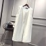 Dámská vesta z umělé kožešiny P2494 bílá