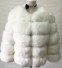 Dámská zimní bunda z umělé kožešiny bílá