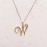 Dámsky náhrdelník písmeno W