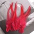 Dekorativní kohoutí peří 10-15 cm 50 ks červená