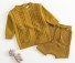 Dětský pletený svetr a kraťasy tmavě žlutá
