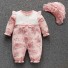Dievčenský dojčenský overal s čiapkou T2607 ružová