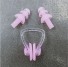 Dopuri pentru urechi și un nas pentru înot roz