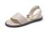 Elegante Damensandalen mit Perlen creme