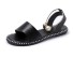 Elegantné dámske sandále s perlami čierna