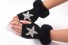 Fingerlose Damenhandschuhe mit Aufdruck J511 1