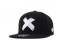 Herren-Snapback mit Kreuz weiß