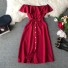 Jednofarebné šaty s volánom červená